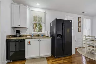 909 8th St, Port Royal, SC 29935 - Photo 14