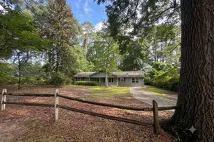 2505 Hermitage Rd, Beaufort, SC 29902 - Photo 4