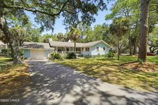 502 Remora Dr, Ladys Island, SC 29920 - Photo 2