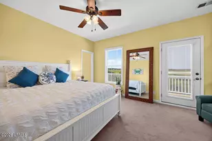 4 Teal Ct, Harbor Island, SC 29920 - Photo 4
