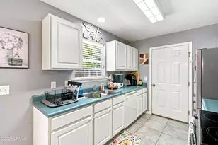 77 Pelican Cir, Beaufort, SC 29906 - Photo 12