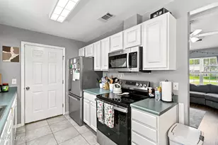 77 Pelican Cir, Beaufort, SC 29906 - Photo 14