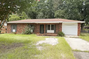 1605 Clinton St, Barnwell, SC 29812 - Photo 1