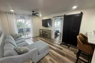 70 Helmsman Way, Hilton Head, SC 29928 - Photo 6