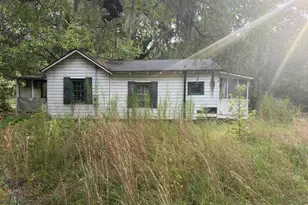 232 Shanklin Rd, Beaufort, SC 29906 - Photo 4