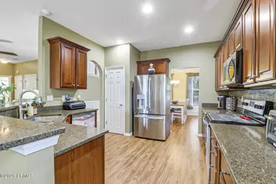 112 Oakesdale Drive, Bluffton, SC 29909 - Photo 8