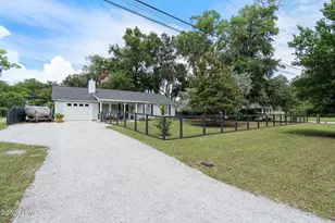 1611 Madrid Ave, Port Royal, SC 29935 - Photo 12