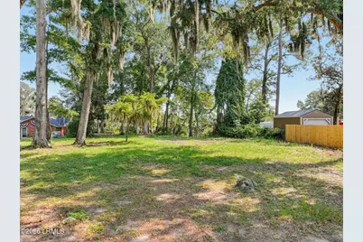 6114 Vaux Road, Beaufort, SC 29906 - Photo 12