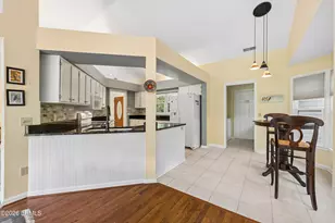 228 Whiteoaks Cir, Bluffton, SC 29910 - Photo 18