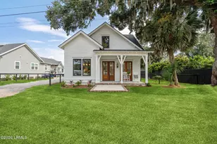 705 14th St, Port Royal, SC 29935 - Photo 1
