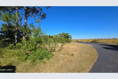 121 Harbour Key Drive, Saint Helena Island, SC 29920 - Photo 8