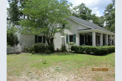 383 W Carolina Avenue, Varnville, SC 29944 - Photo 2