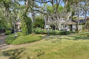 4 Middleton Pl, Hilton Head, SC 29928 - Photo 8