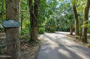 4 Middleton Pl, Hilton Head, SC 29928 - Photo 10