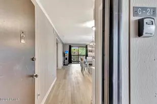 40 Folly Field Rd, Hilton Head, SC 29928 - Photo 8