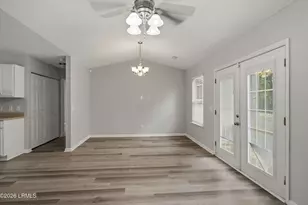 8 Star Magnolia Dr, Beaufort, SC 29907 - Photo 6