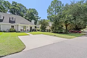 411 Joshua Ct, Beaufort, SC 29902 - Photo 2