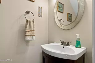5 Gumtree Rd, Hilton Head Island, SC 29926 - Photo 8