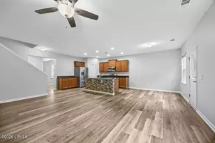 32 Pacolet Ln, Beaufort, SC 29906 - Photo 6