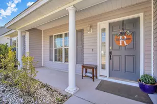 96 Wintergreen Dr, Beaufort, SC 29906 - Photo 2