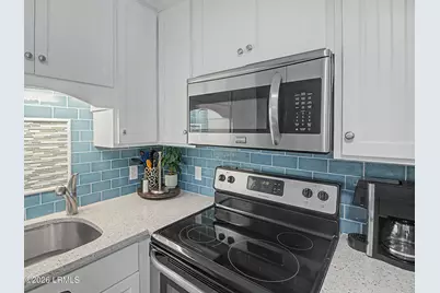 40 Folly Field Road #D9, Hilton Head Island, SC 29928 - Photo 8