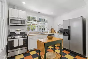 714 Charles St, Beaufort, SC 29902 - Photo 40