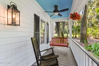 402 Island Circle E, Saint Helena Island, SC 29920 - Photo 4
