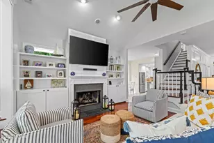 402 Island Cir E, Saint Helena Island, SC 29920 - Photo 10