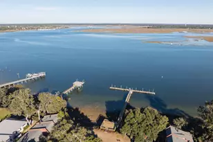 895 Ribaut Rd, Beaufort, SC 29902 - Photo 40