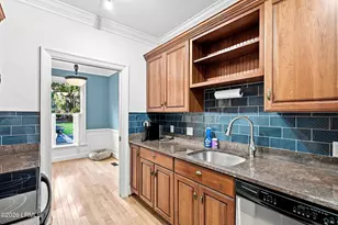 895 Ribaut Rd, Beaufort, SC 29902 - Photo 18