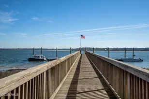 895 Ribaut Rd, Beaufort, SC 29902 - Photo 38