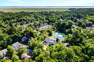 300 Coquinas Ct, Beaufort, SC 29906 - Photo 8