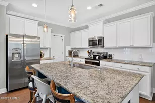 300 Coquinas Ct, Beaufort, SC 29906 - Photo 16
