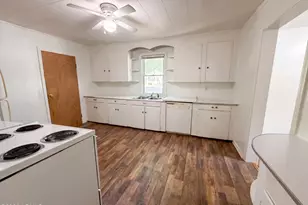 441 Byrnes St, Allendale, SC 29810 - Photo 2