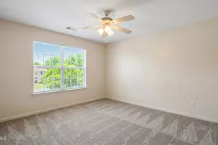 36 Le Moyne Dr, Beaufort, SC 29907 - Photo 10
