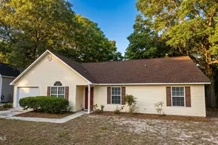 36 Le Moyne Dr, Beaufort, SC 29907 - Photo 2