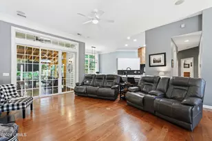 12 Island W Ct, Bluffton, SC 29910 - Photo 10