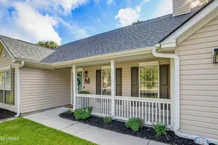 67 Le Moyne Dr, Beaufort, SC 29907 - Photo 2