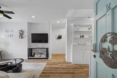 6 Woodward Avenue #I2, Hilton Head, SC 29928 - Photo 2