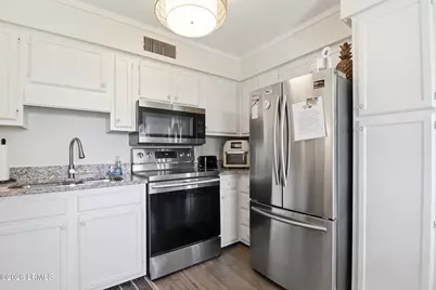 40 Folly Field Road #340, Hilton Head, SC 29928 - Photo 10