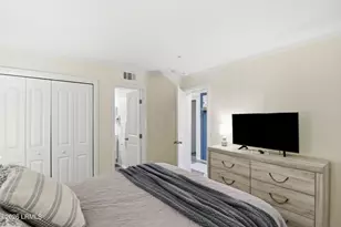 40 Folly Field Rd, Hilton Head, SC 29928 - Photo 20