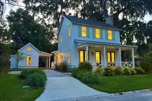 902 Harrington St, Beaufort, SC 29902 - Photo 1