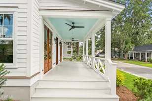 902 Harrington St, Beaufort, SC 29902 - Photo 2