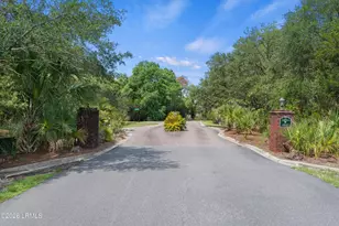 8 Governor Blake Dr, Beaufort, SC 29907 - Photo 1