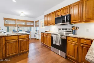 2905 Riverside Dr, Beaufort, SC 29902 - Photo 14