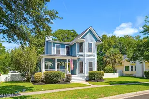 10 Petigru Dr, Beaufort, SC 29902 - Photo 2