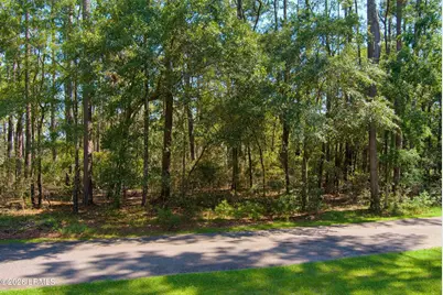 2 Lake Point Drive, Beaufort, SC 29907 - Photo 8