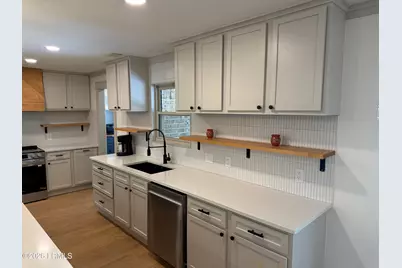 1703 Riverside Drive, Beaufort, SC 29902 - Photo 8
