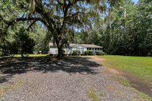 77 Moultrie Plantation Rd, Ridgeland, SC 29936 - Photo 2