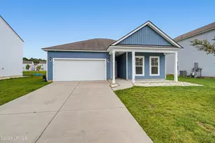 17 Toxaway Ln, Beaufort, SC 29906 - Photo 2